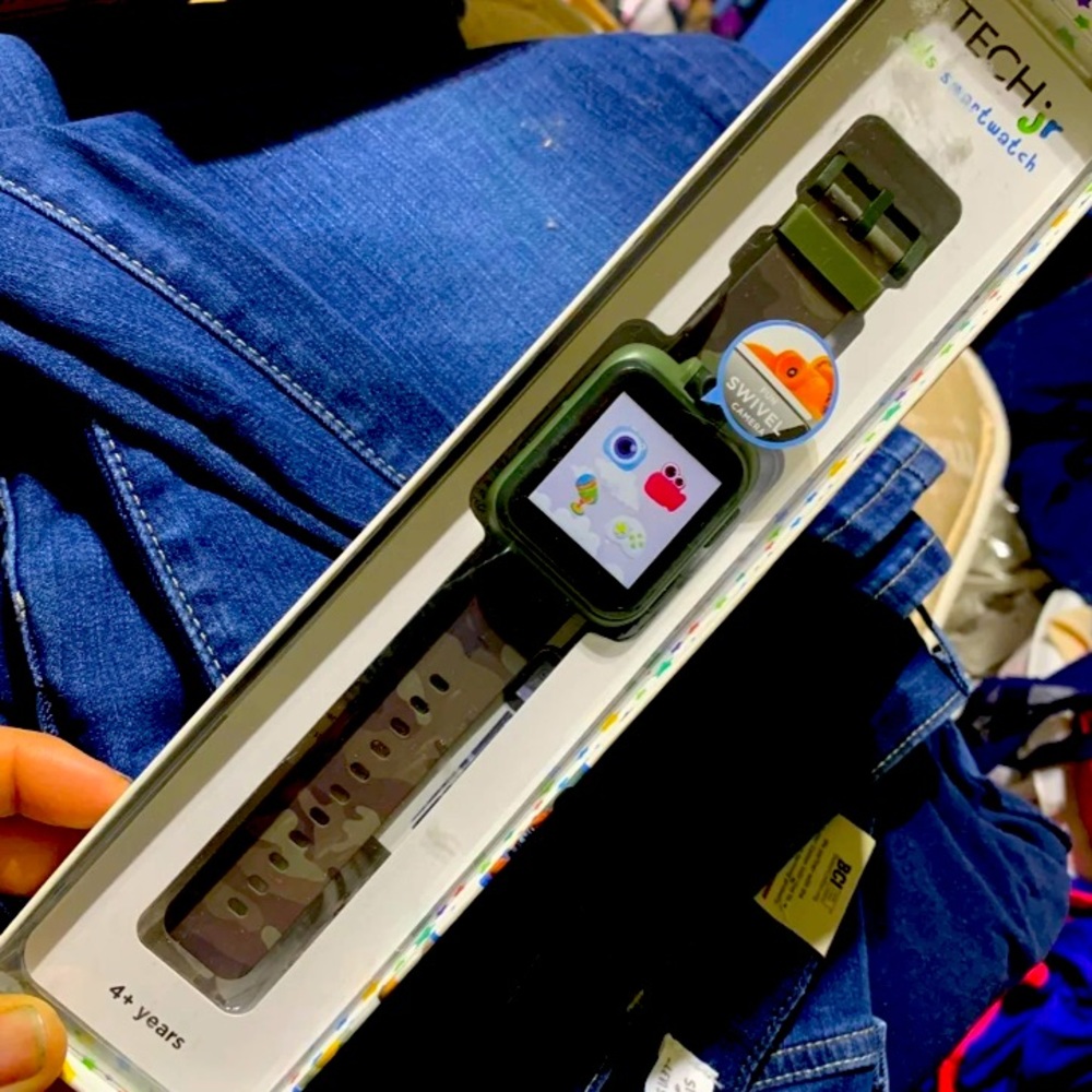 KIDS SMARTWATCH